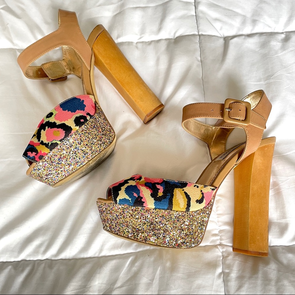 Steve Madden Jillyy Floral Wooden Platform Samdal